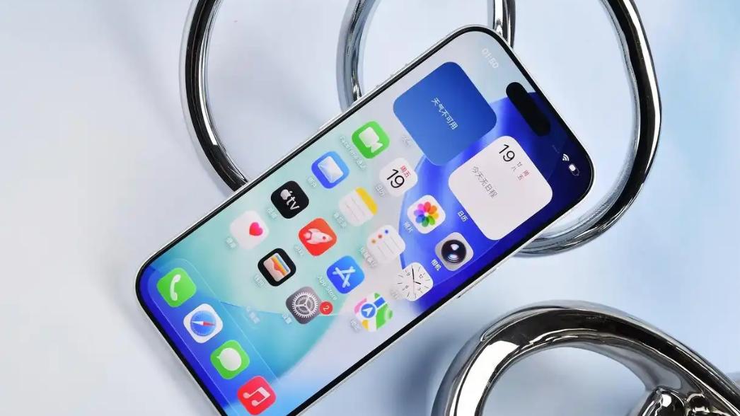 iPhone17ProMax续航太顶了，果粉看完不淡定了