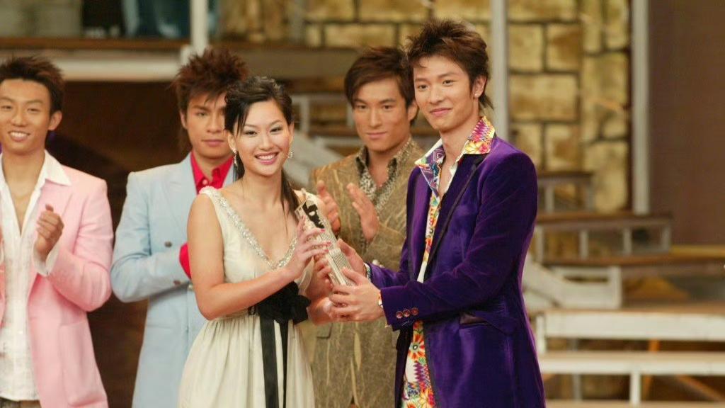 香港男星欠缺代表作北上发展　被骂一文不值，迎娶富婆女友，直言不介意做继父