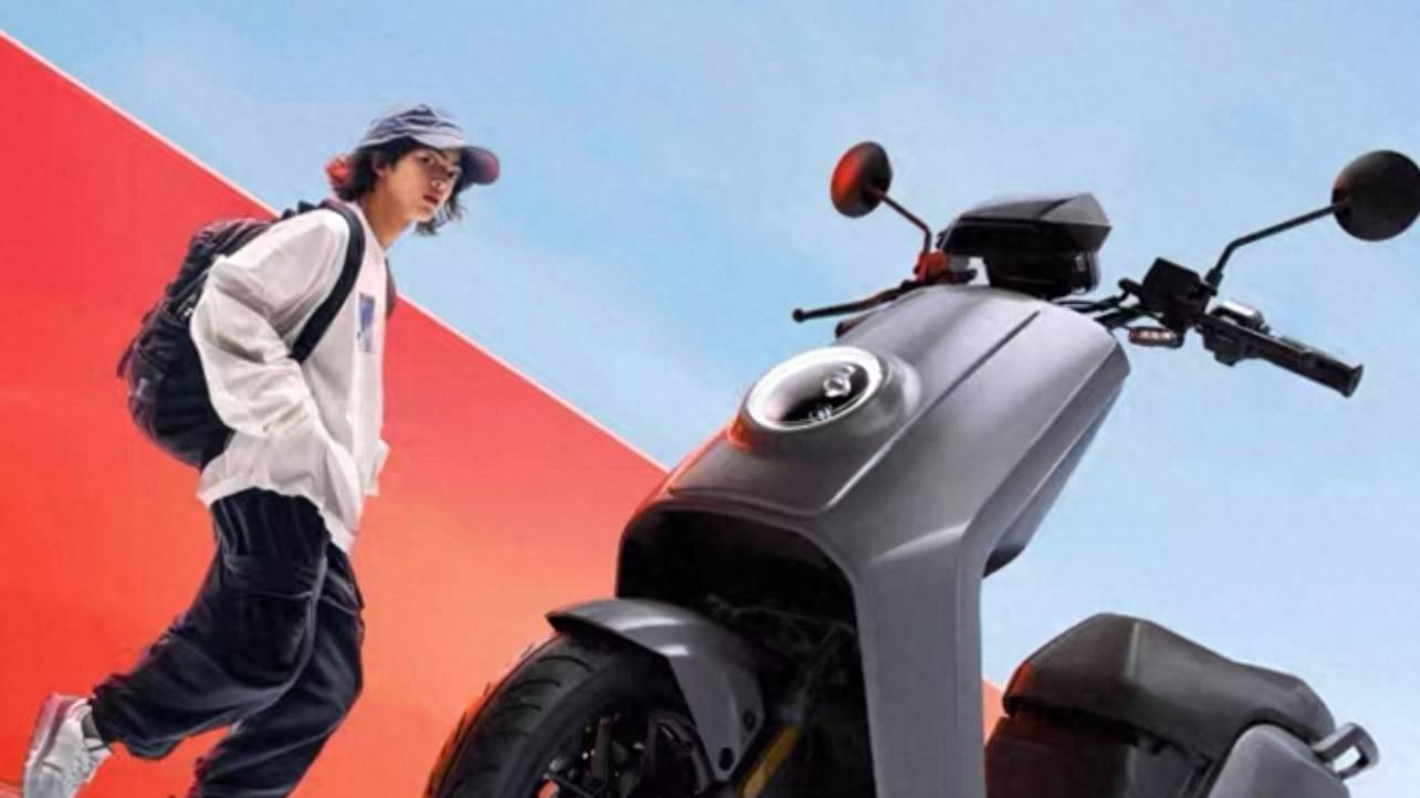 售4799元，新款小牛N play上市！最大续航130里，带可关闭TCS