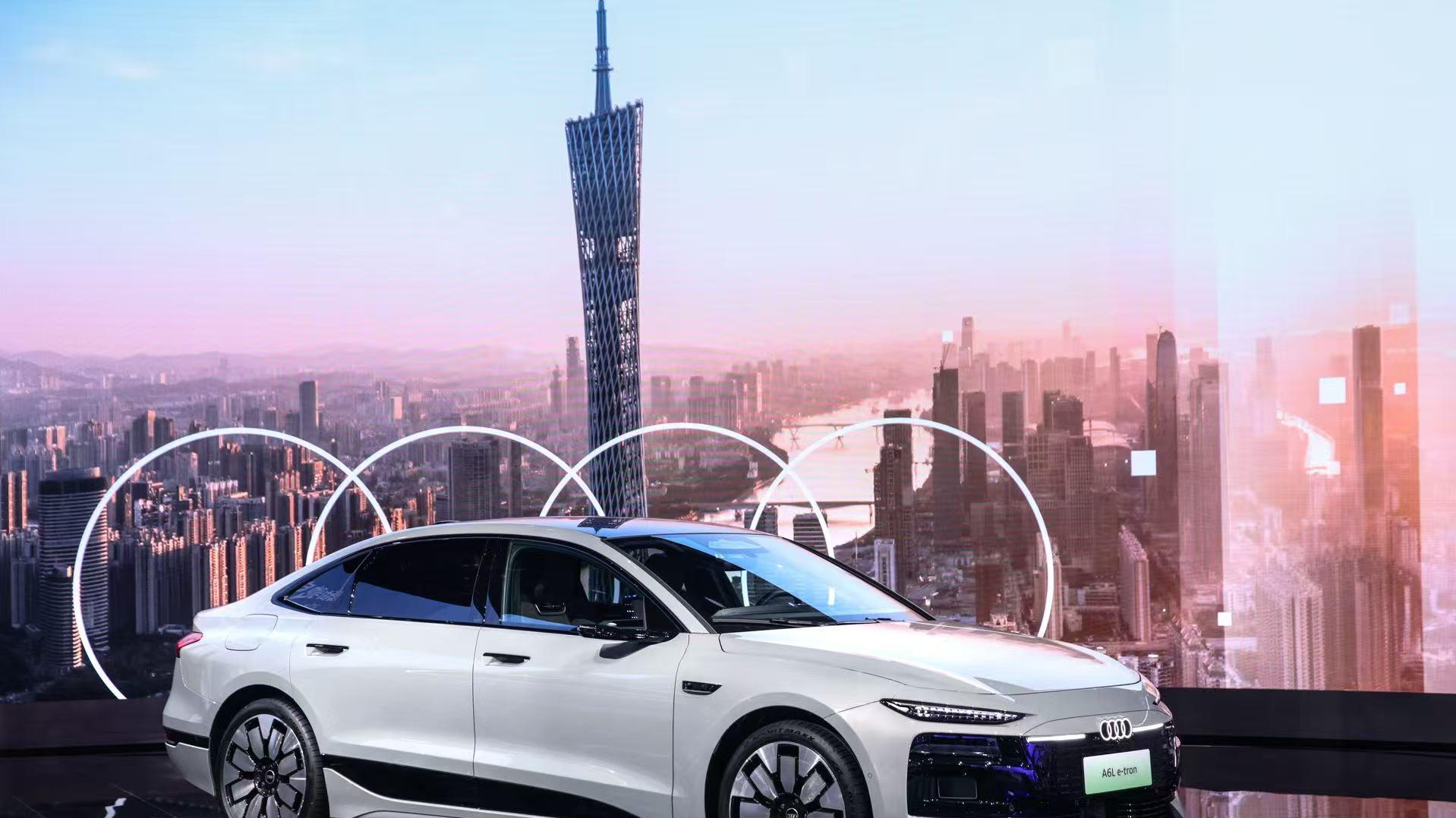 油驰电掣 智领豪华  一汽奥迪携强大产品阵容亮相2025广州车展！28.68万元，一汽奥迪A5L乾崑