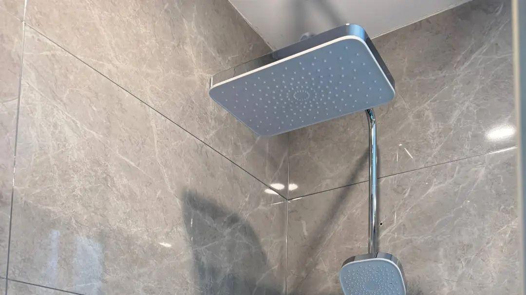 米家恒温花洒S1，千元级卫浴革新，重新定义沐浴体验