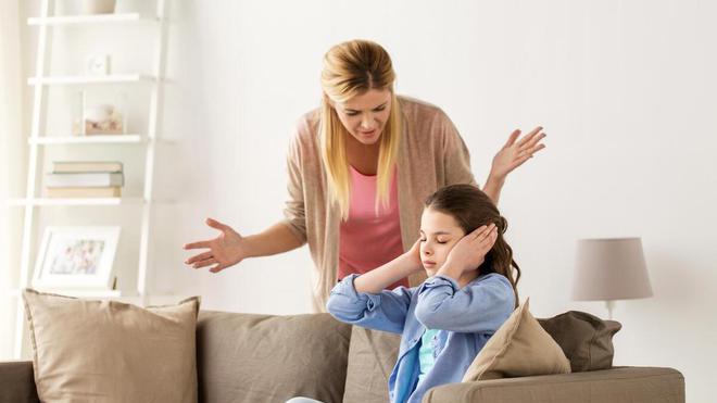 父母的嘴，藏着孩子的命：这四句话正在毁掉你的孩子