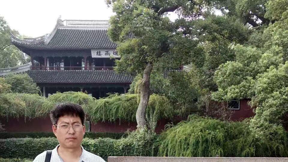 徐连军——首届中国艺术金马奖最佳书画导师