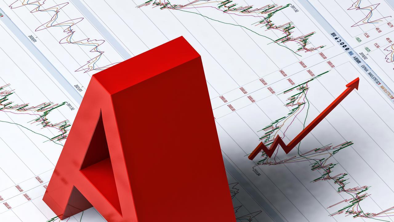 炒股 15 年从腰斩到翻倍！20 条实战铁律曝光，学会少亏 50 万