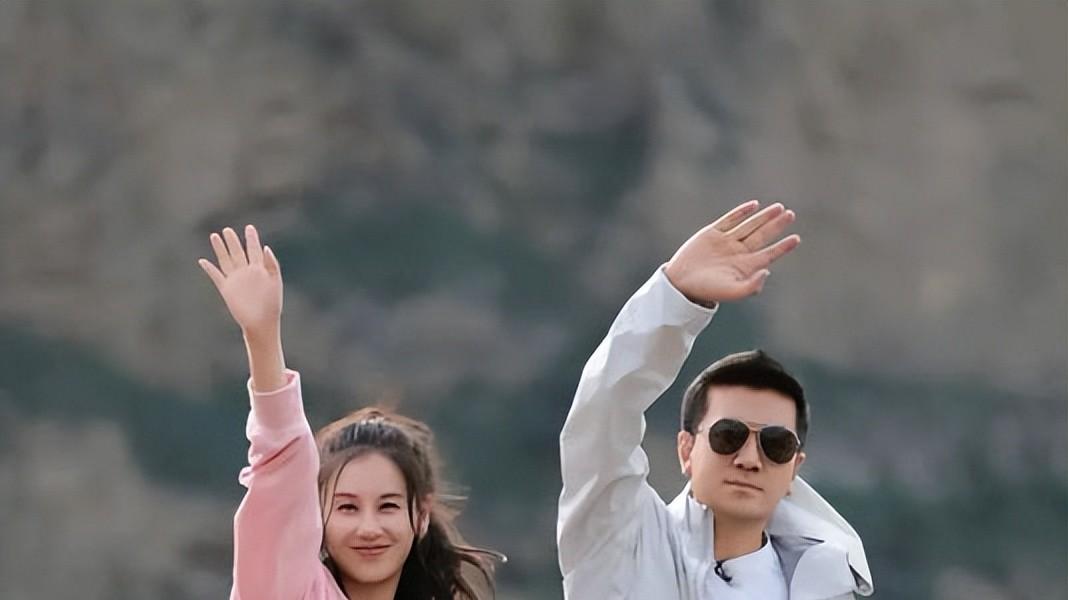 ​婚姻如戏，全凭演技？黄圣依“情绪稳定”，真相到底藏在哪里？