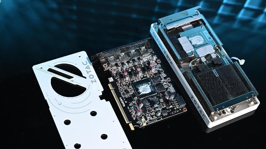 很短的显卡拆解：索泰RTX5060Ti星辰8G OC里面长啥样？