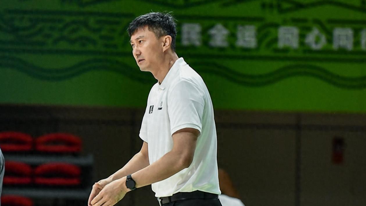 随着北京输球，广东男篮成为全联盟唯一一支不败的球队，萨林杰太强