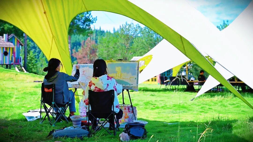 石柱县桥头镇：政企共执笔 “点金”小镇绿水青山