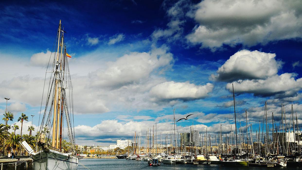 长时间“缺爱”的女人，见人就喜欢说这3句话，很准