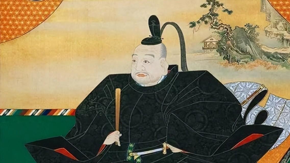 日本国歌总共才有28个字，翻译成中文后，才知道日本人野心有多大