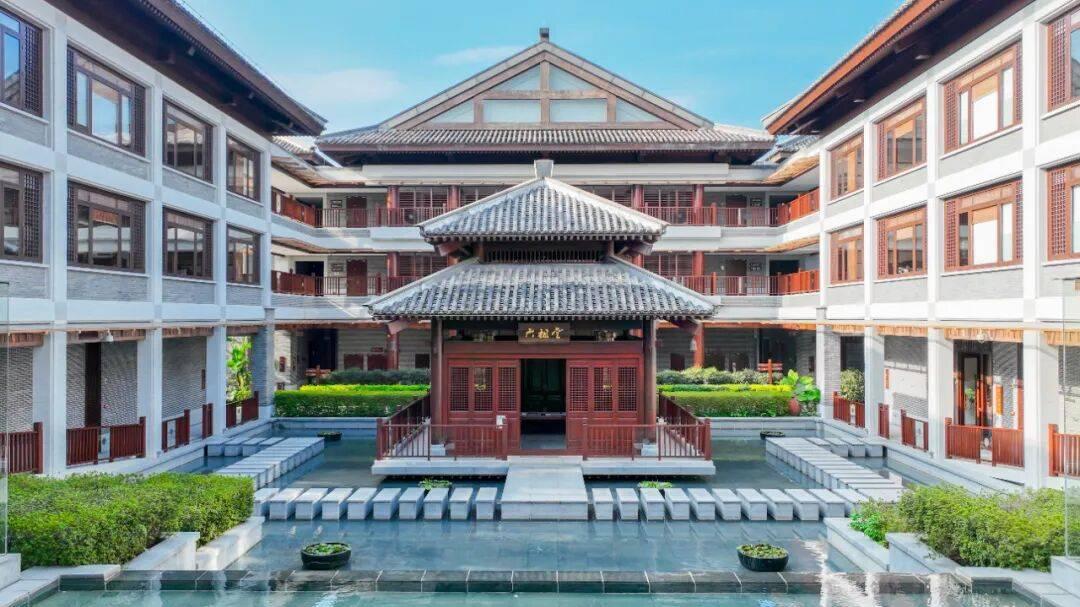 美学大咖程成发出邀约！来禅泉，重塑你的生命之美