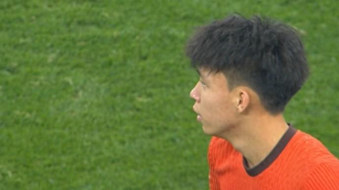 十八岁的希望：王钰栋，国足新星的闪耀与未来