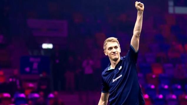 03止步16强! 奥运会后四输外战，王楚钦与信心和胜利渐行渐远!