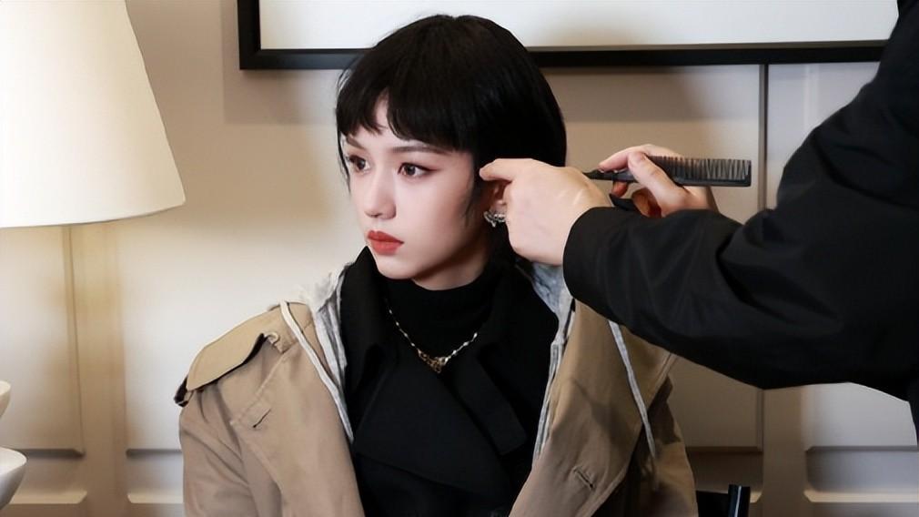 周也考得芭蕾证书