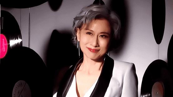 原来叶蒨文的身材竟然如此炸裂，怪不得就连费翔都想做她老公！