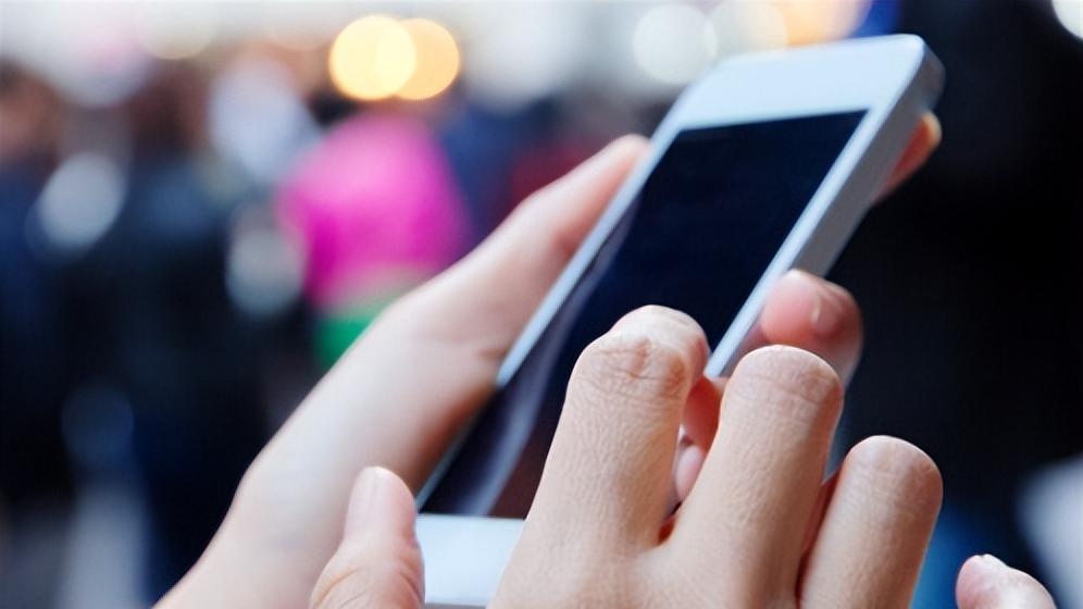 内蒙一女子被丈夫困树半年，生前呼喊爸爸救命