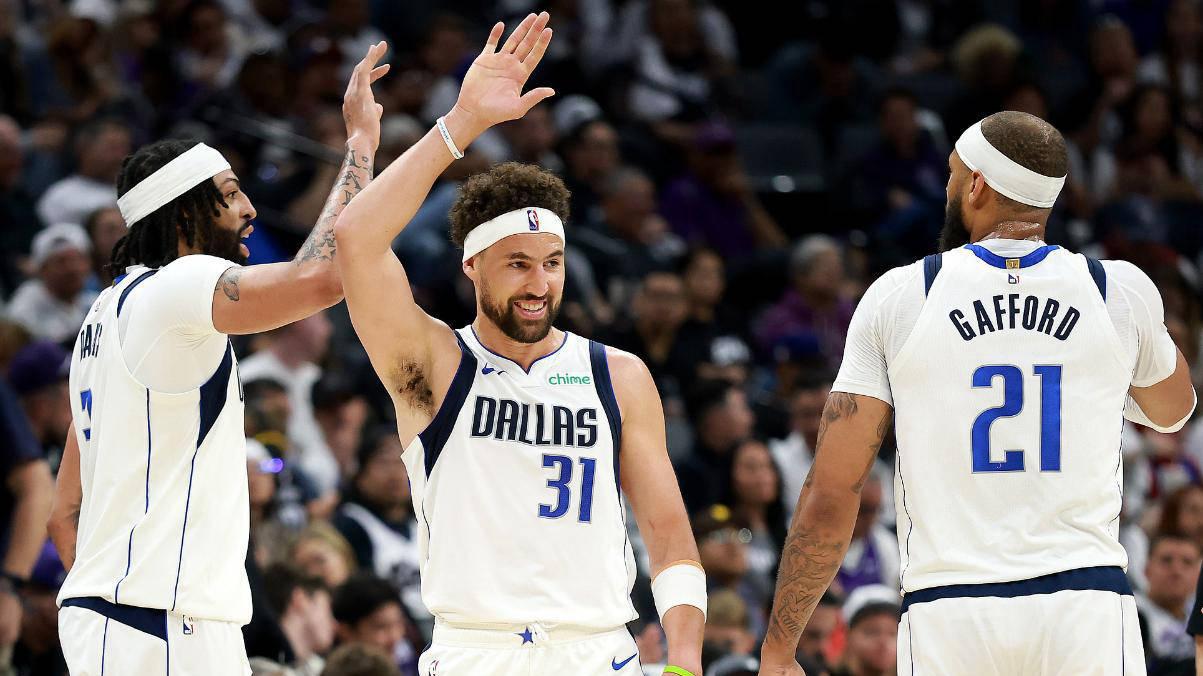 14-10！这就是汤普森近五战的改变，背靠背坚持上场6记三分定江山