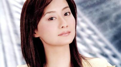 50岁陈德容：半生困在琼瑶剧里，说“演妈妈是奇耻大辱”，如今还在执着偶像女主吗？