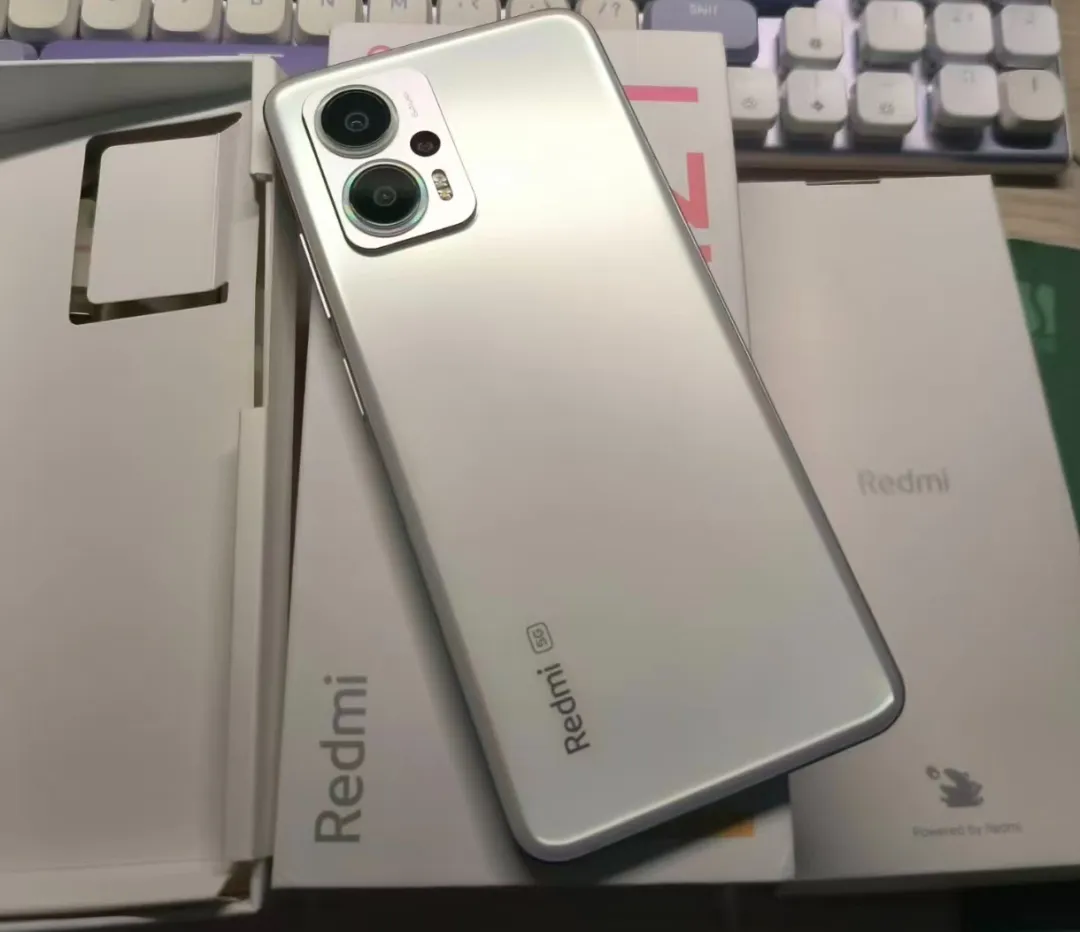 540元的LCD护眼神机，跑分近百万！明年还能升澎湃3.0