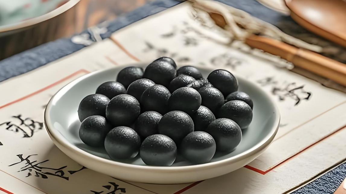 上热下寒，就是中焦被堵死了，1个主打疏通的中成药，寒热都能散