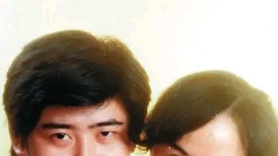 61岁刘欢岳麓山现身，患病艰难，却拥有令人羡慕的爱情？