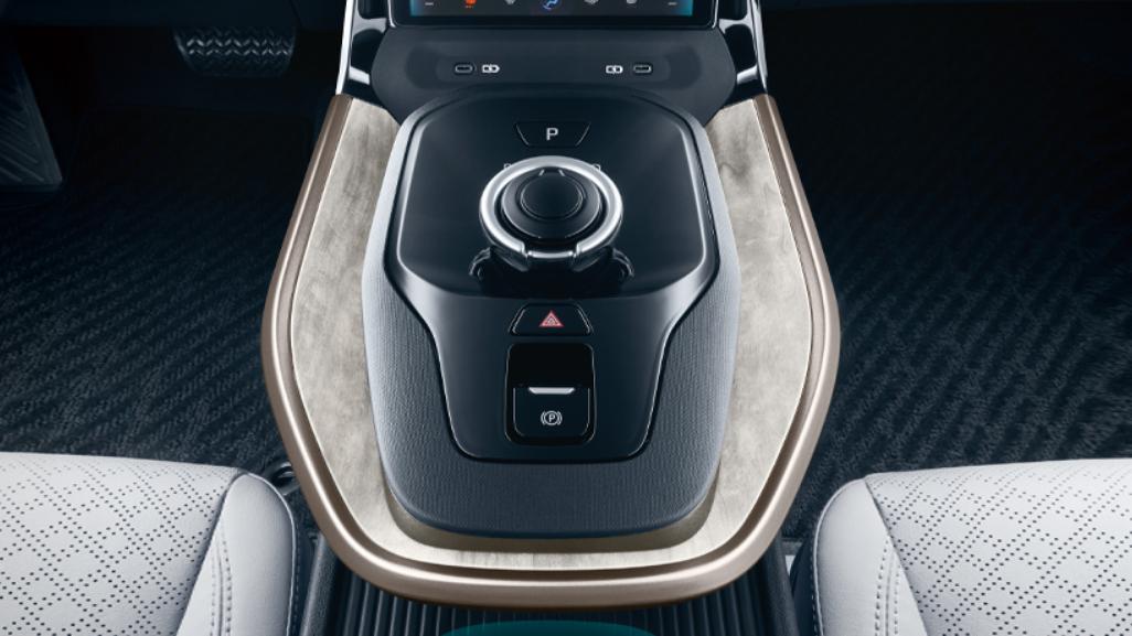 为什么丰田bZ3被吐槽“反人类”？看完这些设计你就懂了