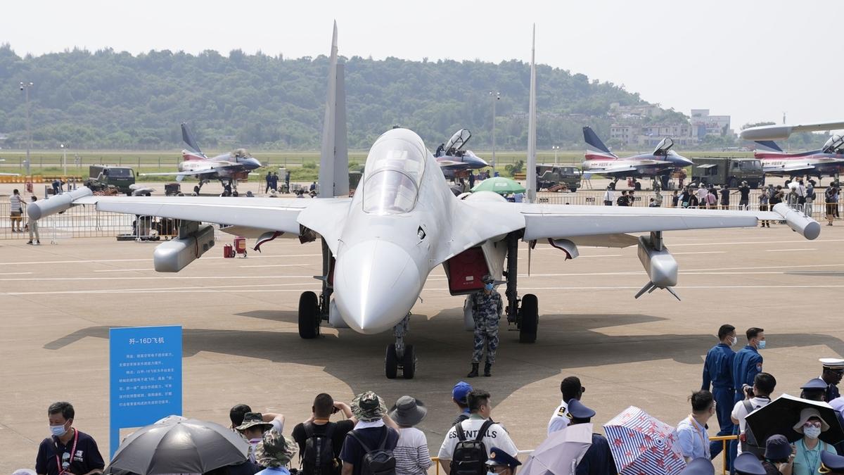 地球班往事：2019印巴空战，中国“特产”，如何帮小巴打赢印度？