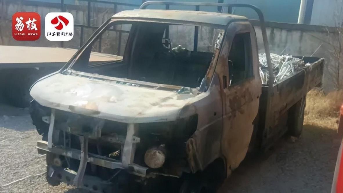 新能源车提车3天自燃烧成废铁，厂家：去起诉吧！