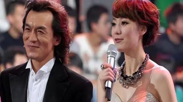 刚官宣结婚一个月，孩子就好几岁？王冠亲自回应，尼格买提说得对