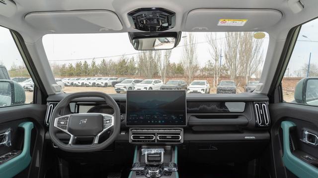 捷途山海T1实测：一辆能带家人露营又能上下班代步的SUV