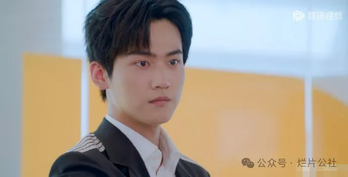 别吹了，踩着前夫宣发的《狙击蝴蝶》真的很无聊，不好看！