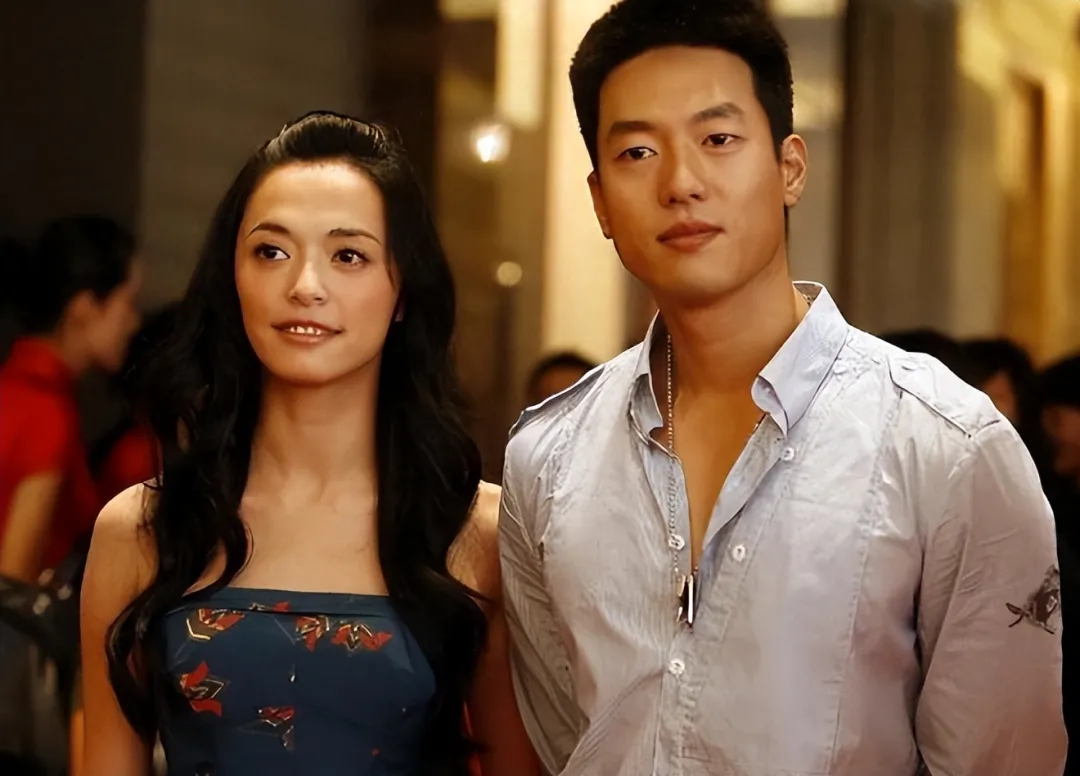 离婚后，再看姚晨和凌潇肃的婚姻，才明白唐一菲有多冤