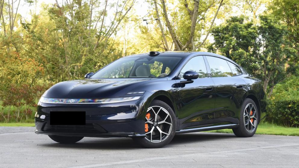 长安启源A06确实有诚意，配置相当丰富，关键起售价只有10.99万