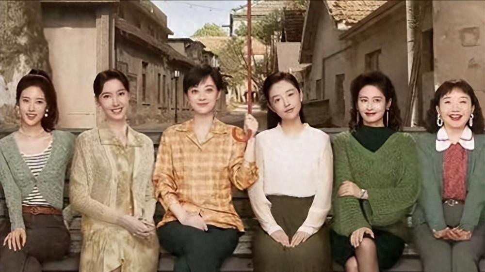 辣目洋子电视剧下架、节目两面三刀，网友：尔冬升都救不了她！