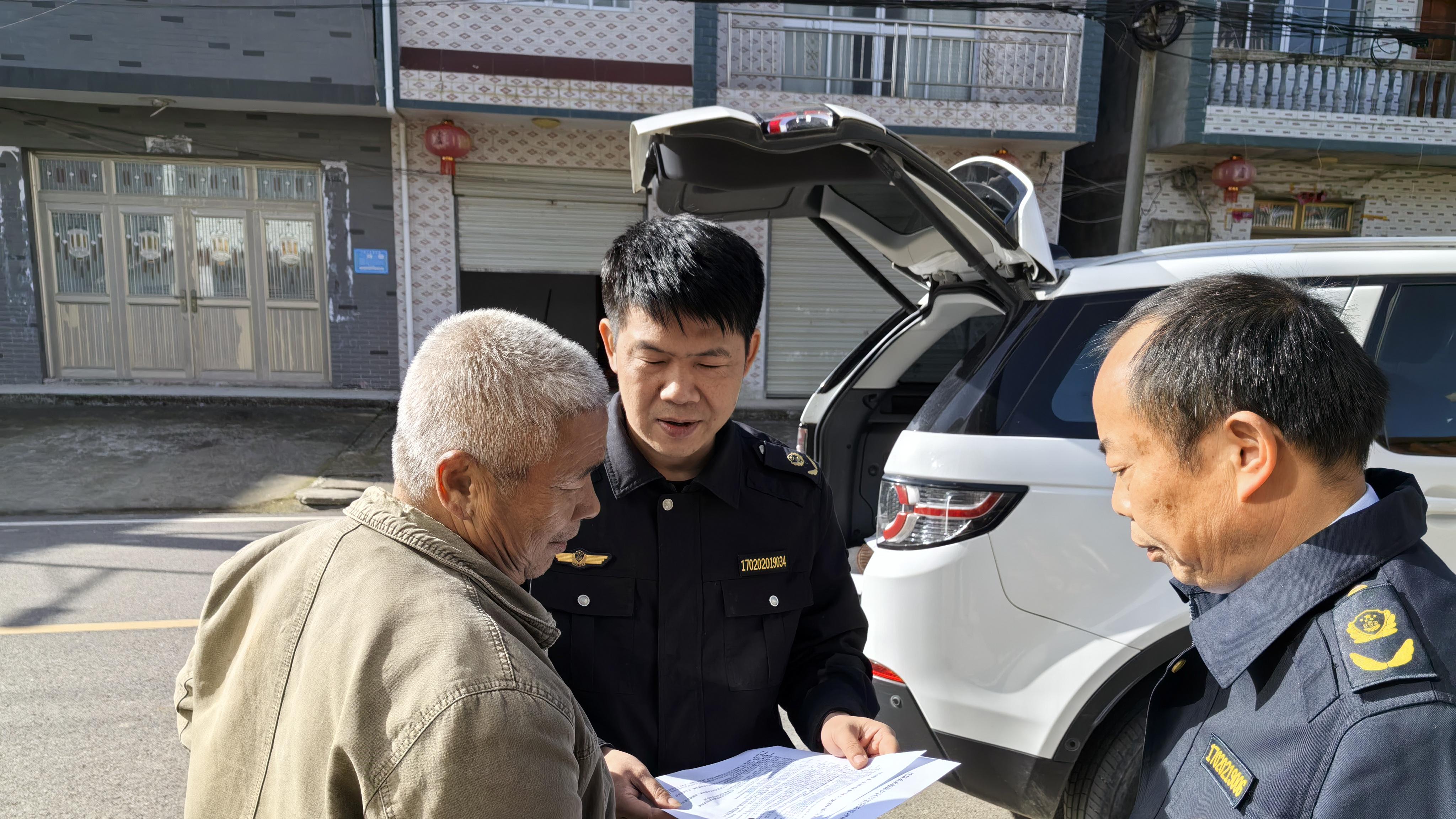 阳新：50块告示牌立起“生命水”防线 让护水共识扎根水源地