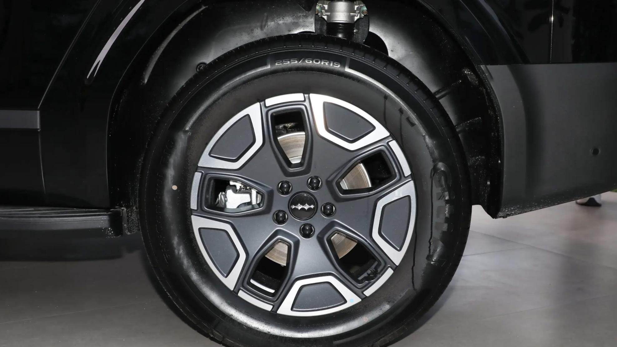 首月交付11674 台！顶配21.98万的钛 7，为何如此火爆？