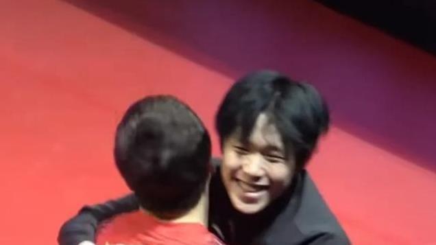 孙颖莎王曼昱去上海交大，邱贻可发微博，魏桥夺冠后大头大胖拥抱