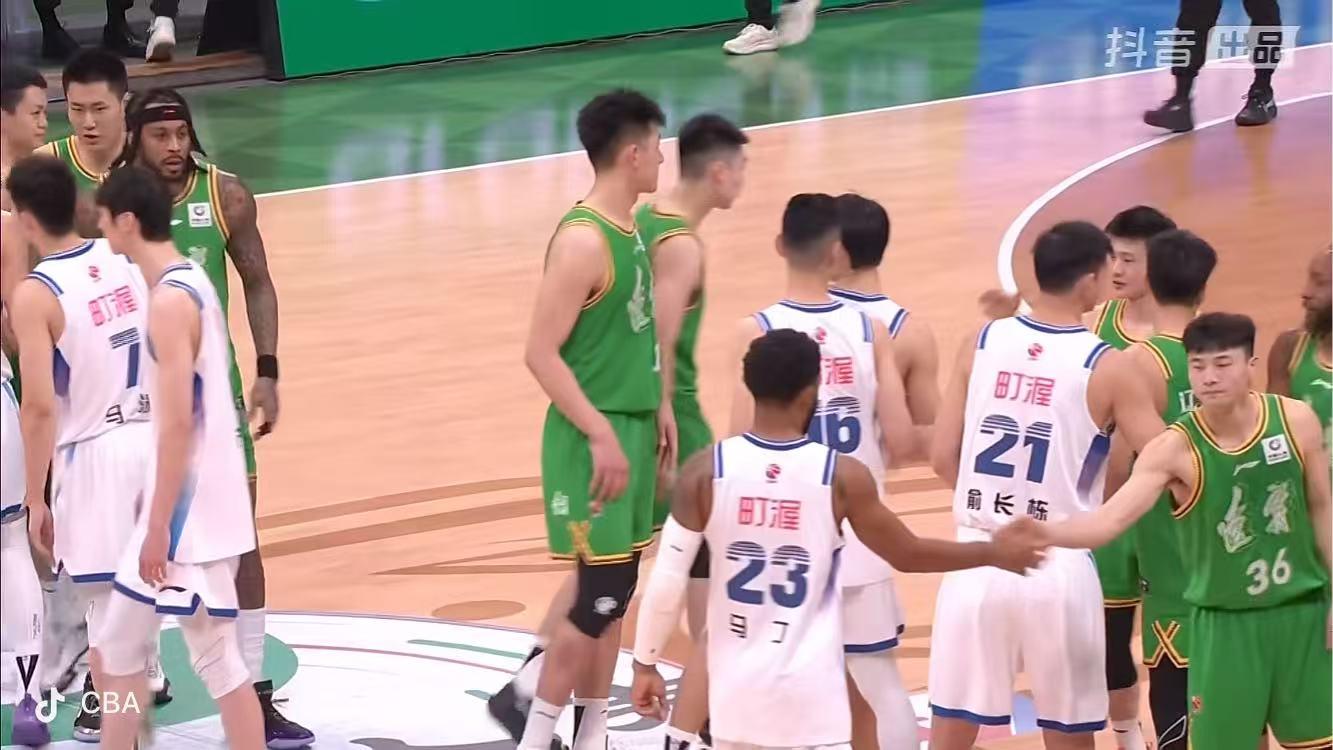 辽宁险胜宁波！听听各界媒体专家怎么说 裁判吹罚依然被热议！