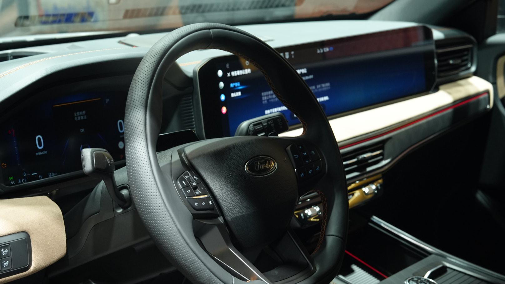 加油焦虑？看探险者这油箱该是木有