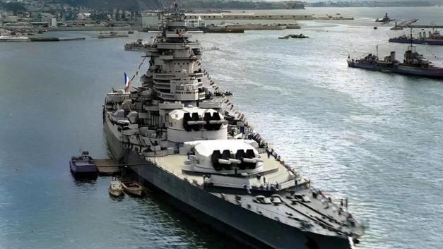 法国最终兵器！原计划对抗德国，却遭闪击光速投降沦为敌人战利品