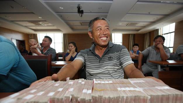 国家释放退休利好信号！明年养老金或将继续上涨，四类人受益颇丰