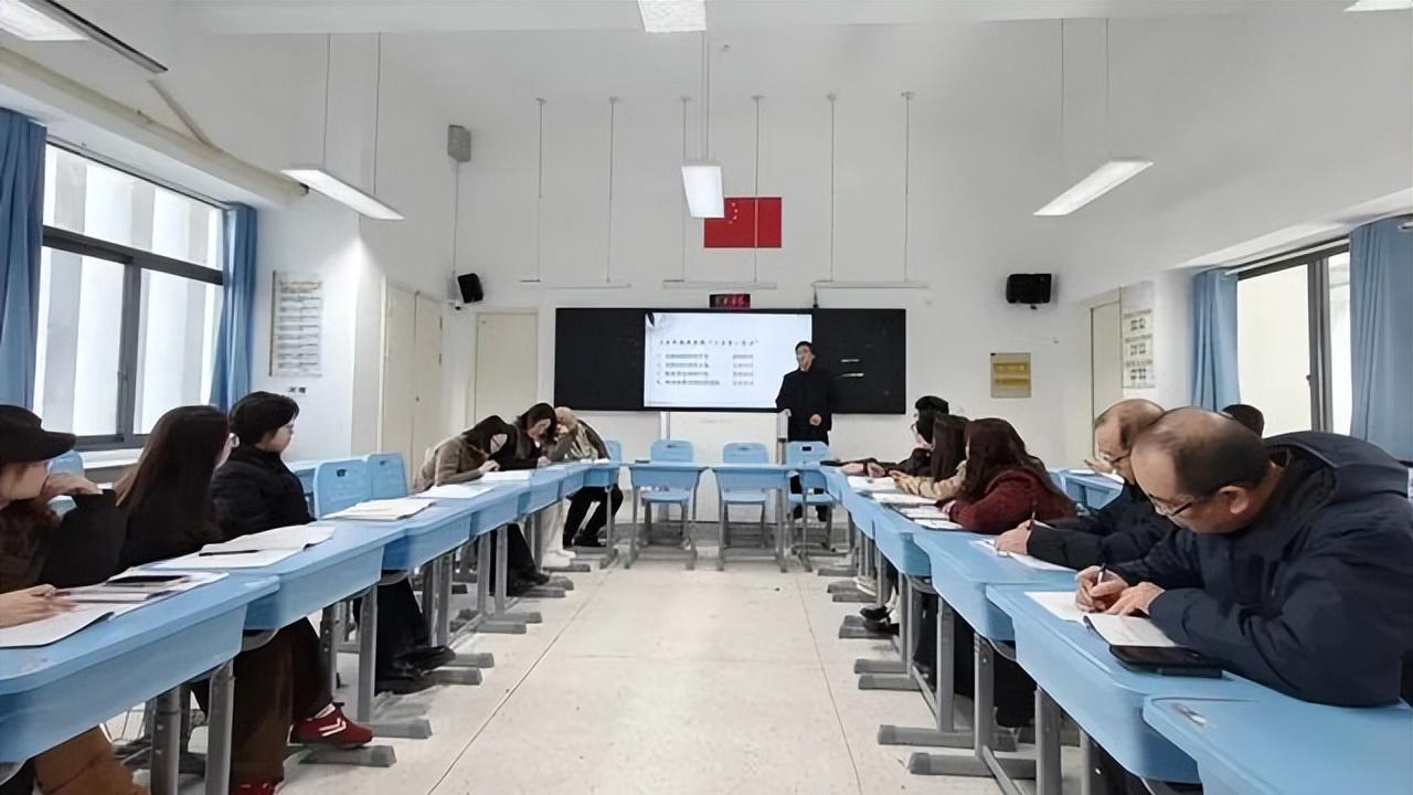 南郑中学赴江苏如东高级中学观摩研讨 汲取课程育人新经验