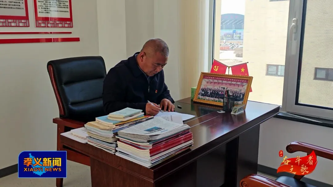 【奋斗者之歌——五一劳模风采录】范忠：铁牛犁出振兴路 劳模绘就新乡村