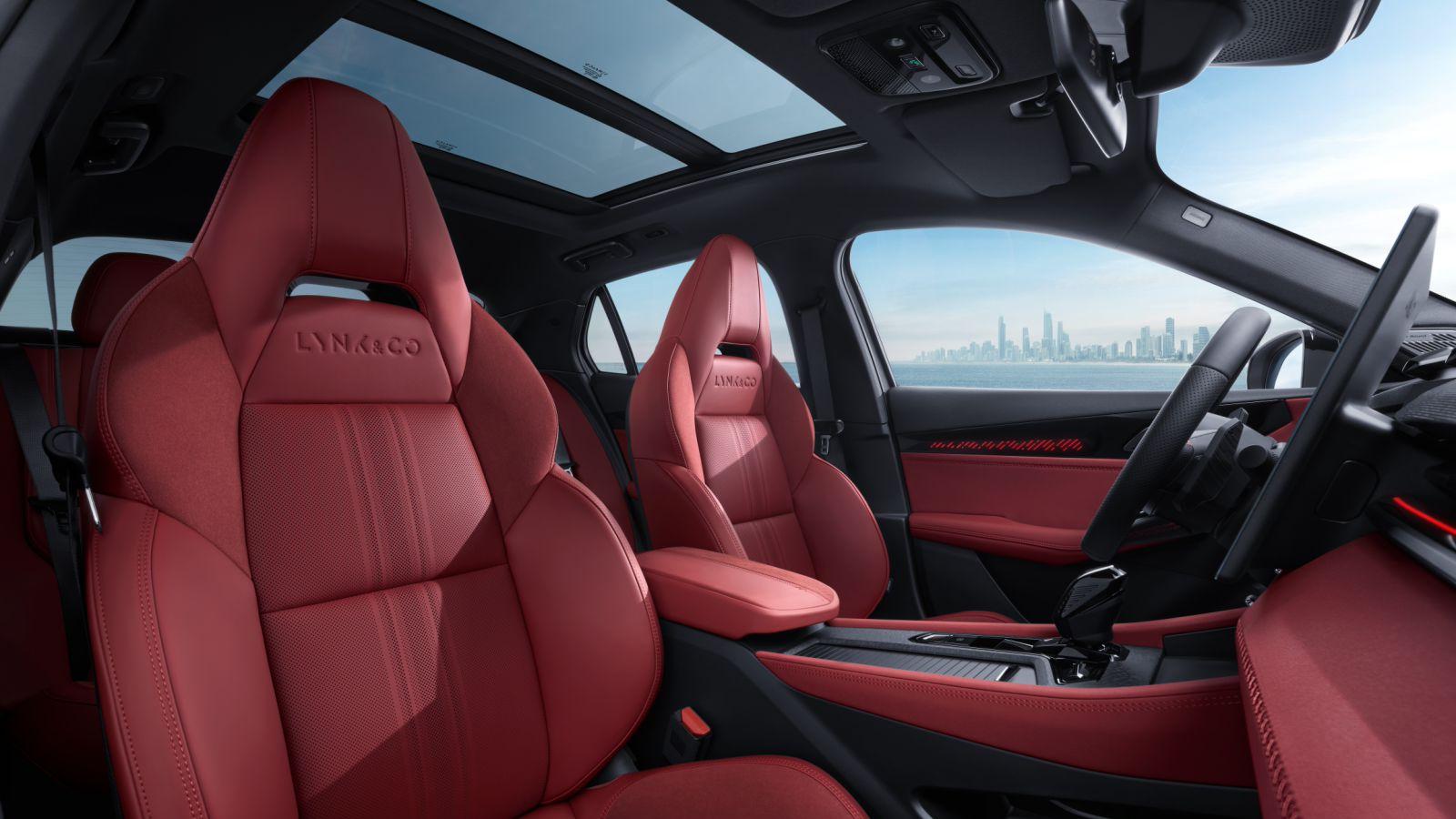 当驾控激情遇上智慧灵魂，第三代领克03打破性能车刻板印象