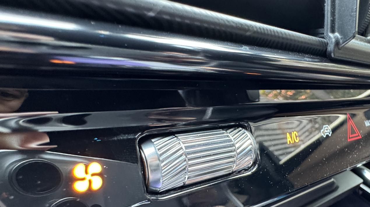 探险者的硬核性能，真的不输宝马X5？