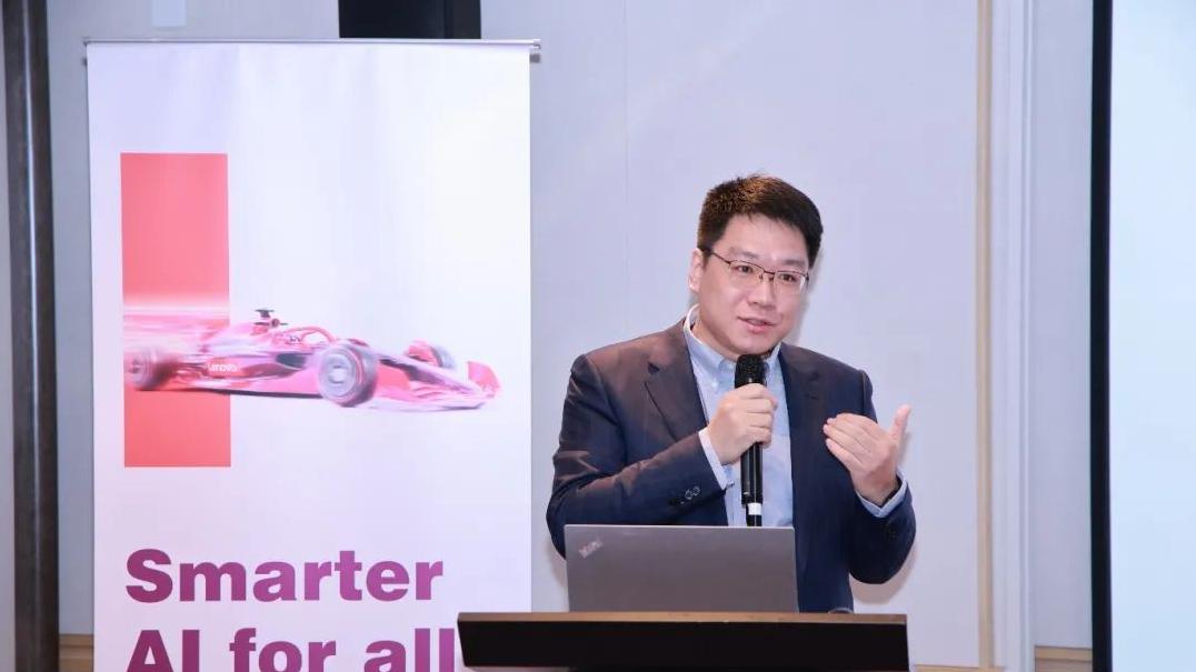 不止是速度：联想在2025 F1赛场的大秀算力