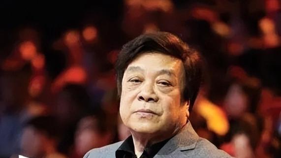 饶颖：赵忠祥有特殊爱好，与我相识多年， 令我身心受到伤害