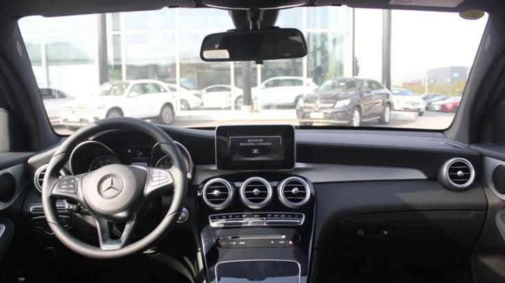 预算20万以内买大奔？奔驰GLC轿跑SUV二手车，这么选不踩坑