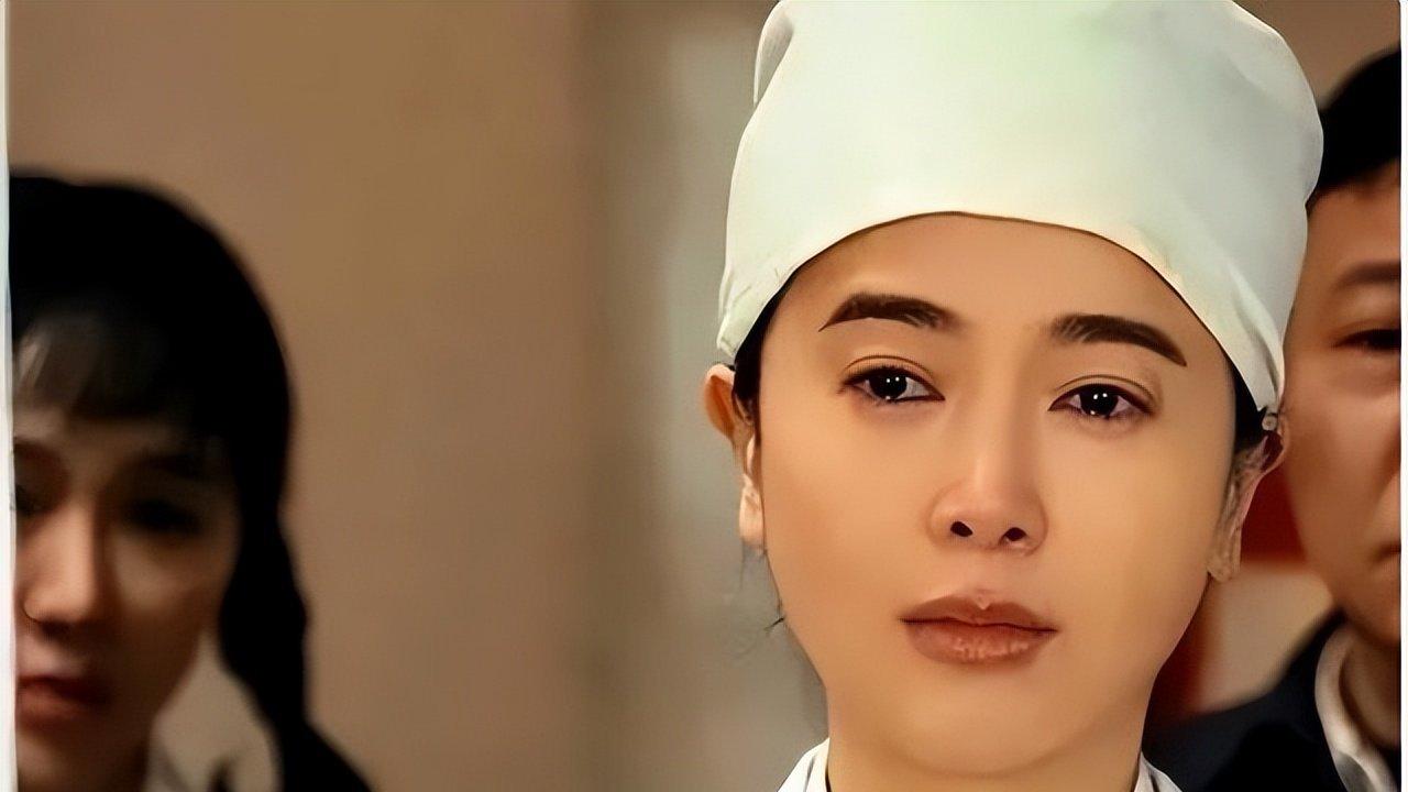 体操健将16岁被姜文带入娱乐圈，绯闻不断情史复杂