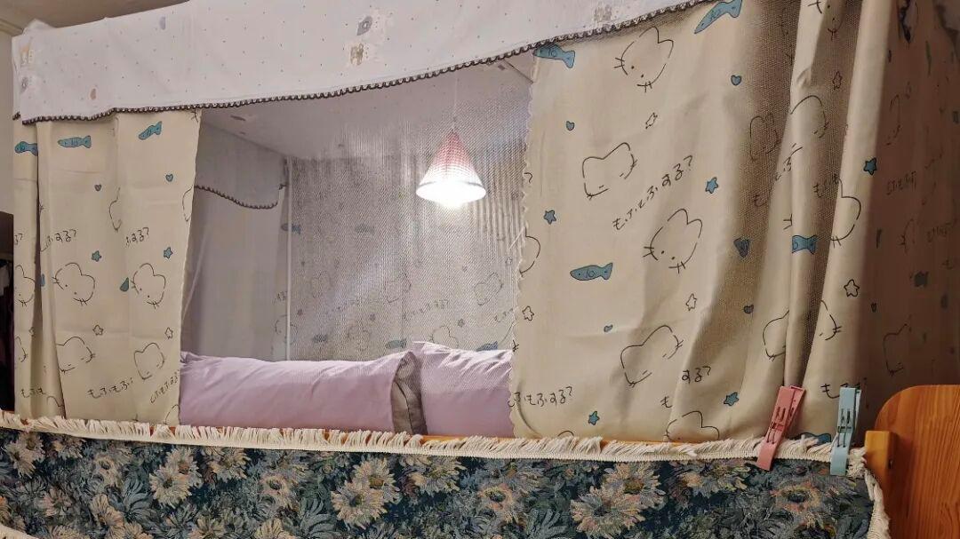 云南一姑娘的房子火了，布置得满满当当，那叫一个高级，必须晒晒